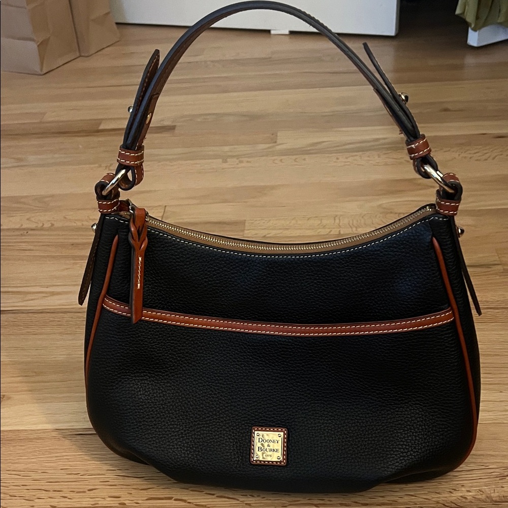 Dooney & Bourke Vintage Leather Shoulder HandBag circa 1993